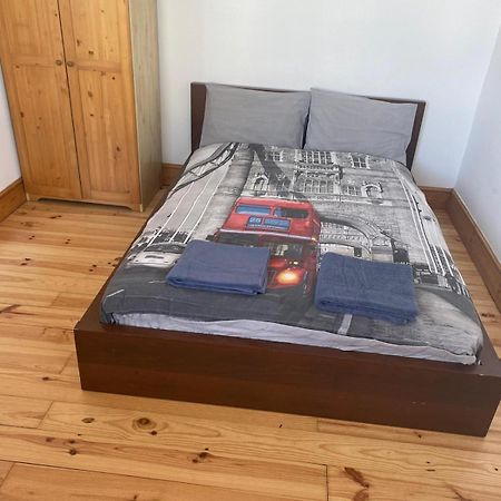 Lovely Rooms In West London Northolt  Екстериор снимка